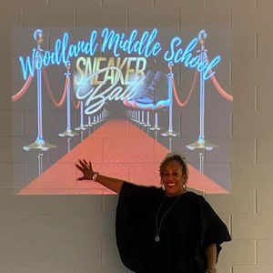 Meet your Posher, Dionne